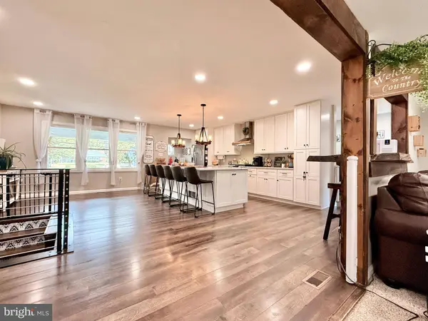 1325 JANVIER RD, Williamstown, NJ 08094