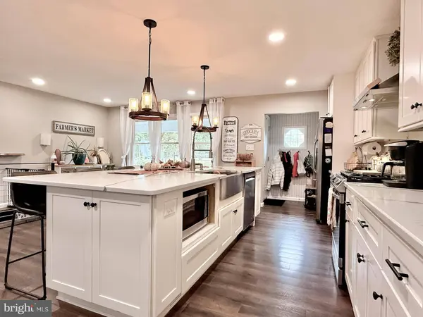 1325 JANVIER RD, Williamstown, NJ 08094