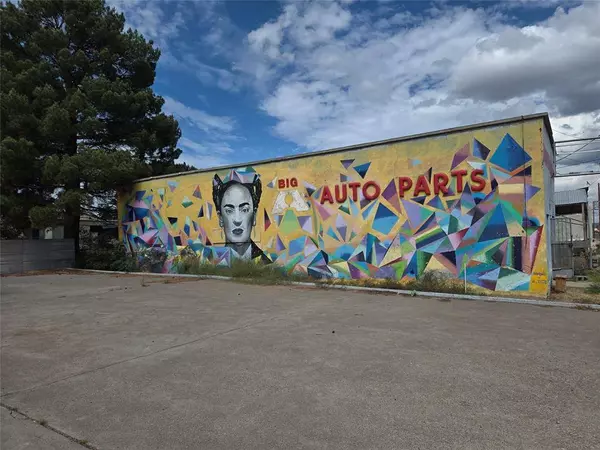 310 San Antonio Street, Marfa, TX 79843