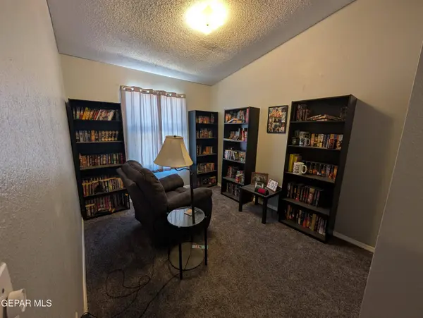 6224 Rhine Bridge DR, El Paso, TX 79934