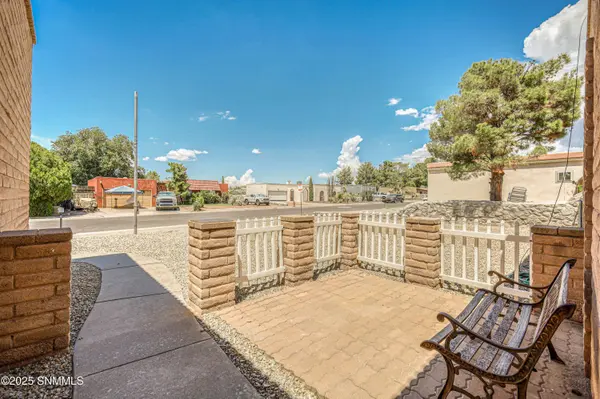 2212 Uranus AVE, Las Cruces, NM 88012