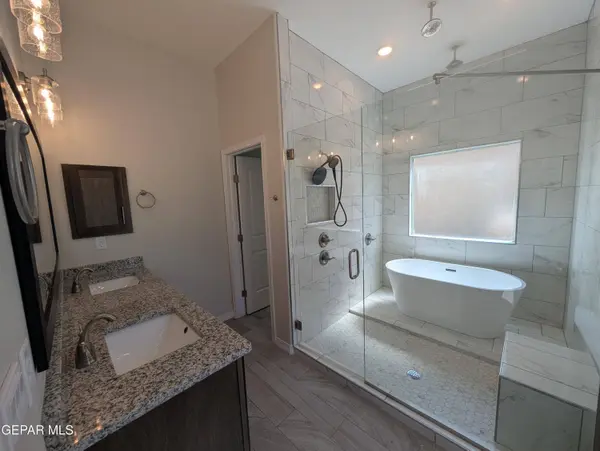 132 ESTHER TRL, Sunland Park, NM 88063