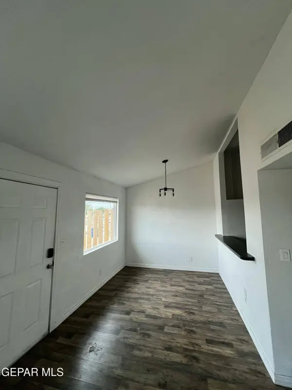 8609 Mercury ST #B, El Paso, TX 79904