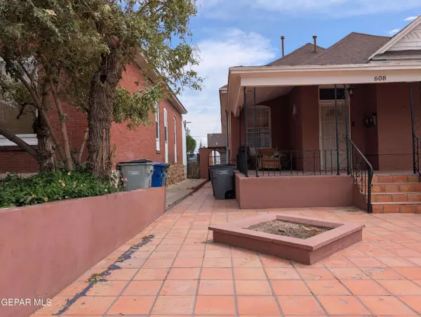 608 STEWART CT #A, El Paso, TX 79902