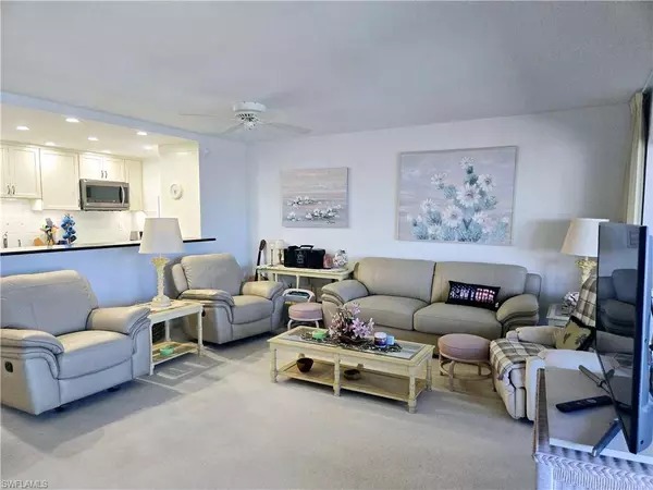 3410 Gulf Shore BLVD N #605, Naples, FL 34103