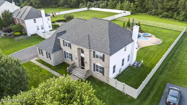 83 Stevenson Drive, Marlboro, NJ 07746