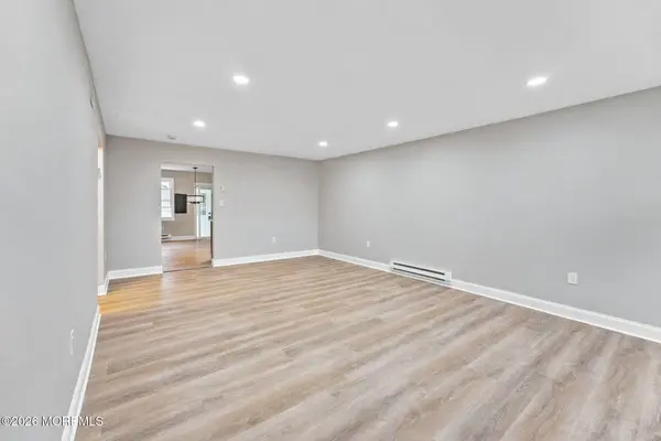 61 Piazza Vittoria #C, Freehold, NJ 07728