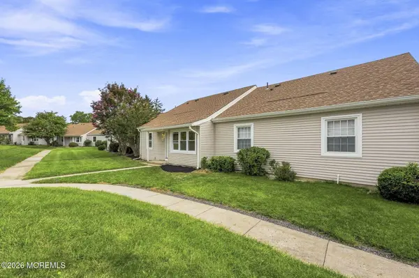 61 Piazza Vittoria, Freehold, NJ 07728