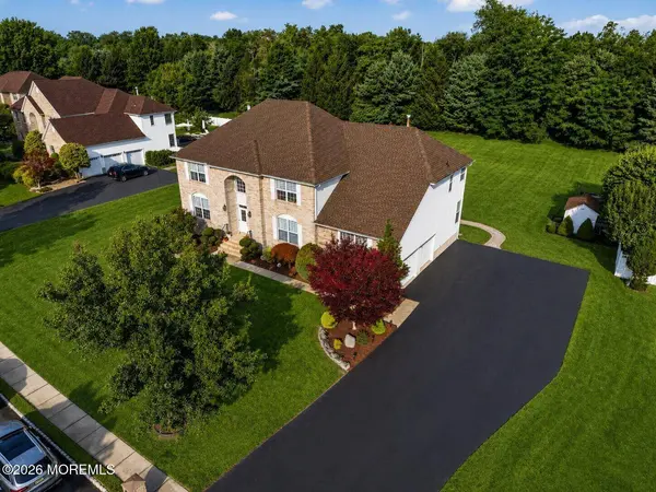 14 Jamesworthy Court, Marlboro, NJ 07746