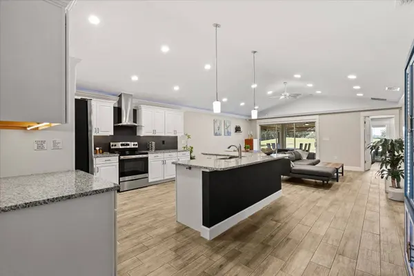 18114 EAGLES WAY, Tavares, FL 32778