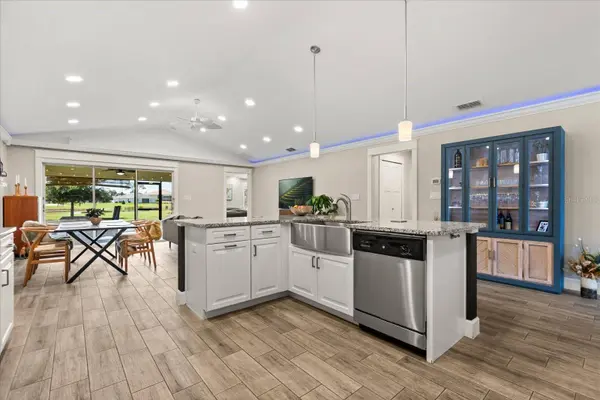 18114 EAGLES WAY, Tavares, FL 32778
