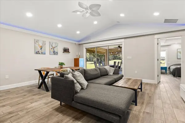 18114 EAGLES WAY, Tavares, FL 32778