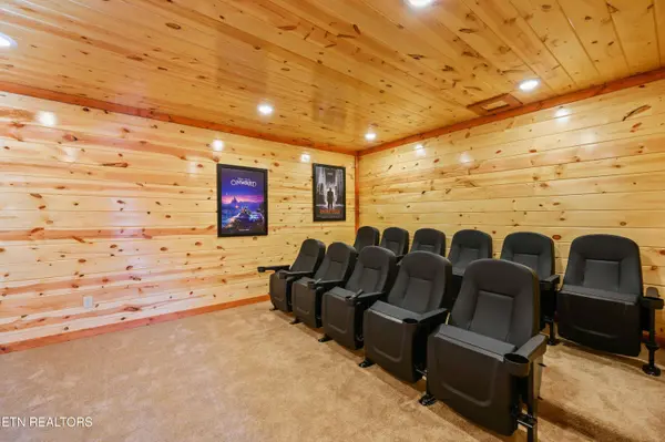 1029 Street Of Dreams Rd, Gatlinburg, TN 37738