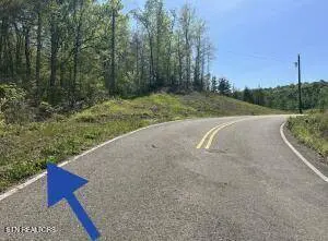 2728 Norton Rd, Dandridge, TN 37725