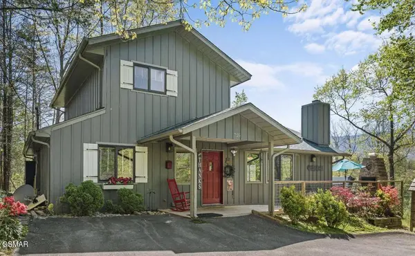 725 Sunshine Trail, Gatlinburg, TN 37738