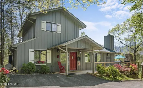 725 Sunshine Trail, Gatlinburg, TN 37738