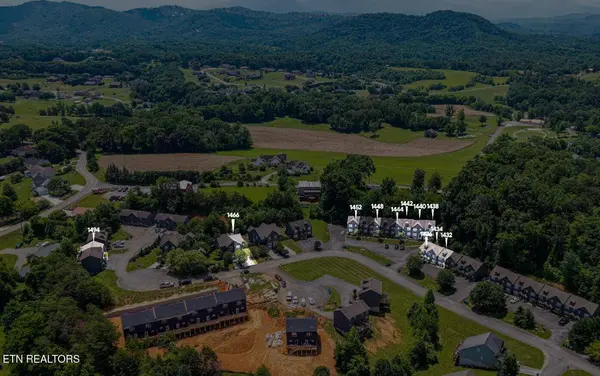 1434 William Holt Blvd, Sevierville, TN 37862