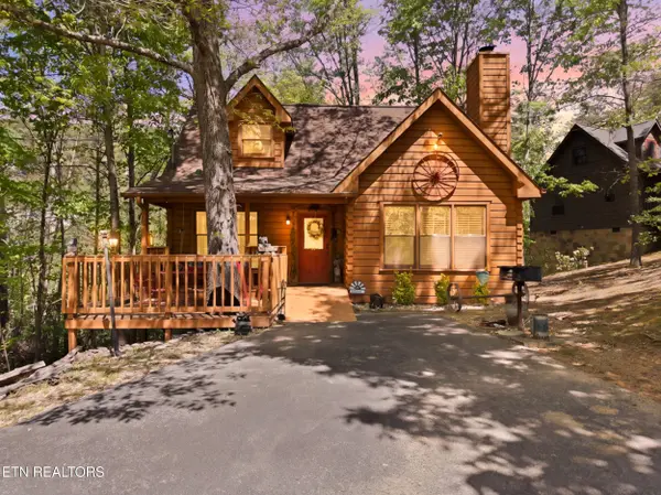 3513 Country Pines WAY