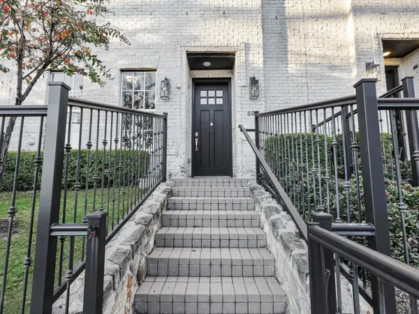 7333 Valley View Ln, Dallas, TX 75240-5503
