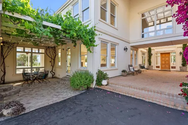 2589 Greenrock RD, Milpitas, CA 95035