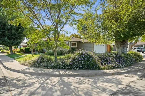 3517 Oxford DR, Santa Clara, CA 95051