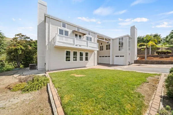 2698 Greenrock RD, Milpitas, CA 95035