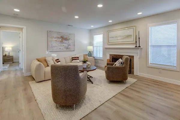585 36th AVE, Santa Cruz, CA 95062