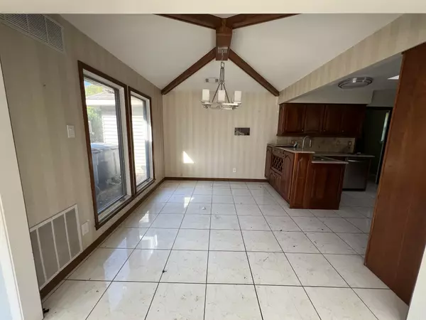 Dallas, TX 75243-4920,9902 Wood Forest Dr