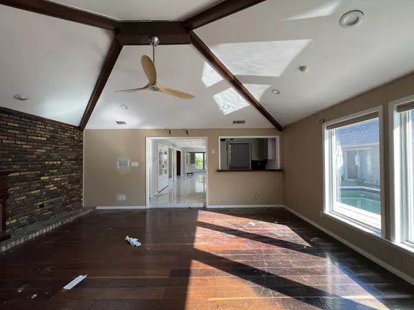 Dallas, TX 75243-4920,9902 Wood Forest Dr