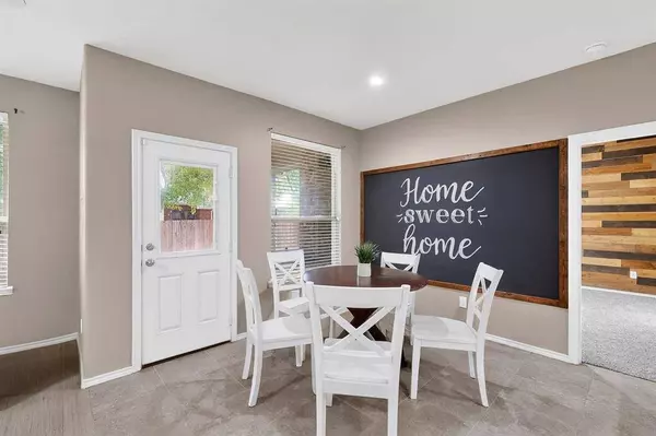 741 Redding Drive, Saginaw, TX 76131