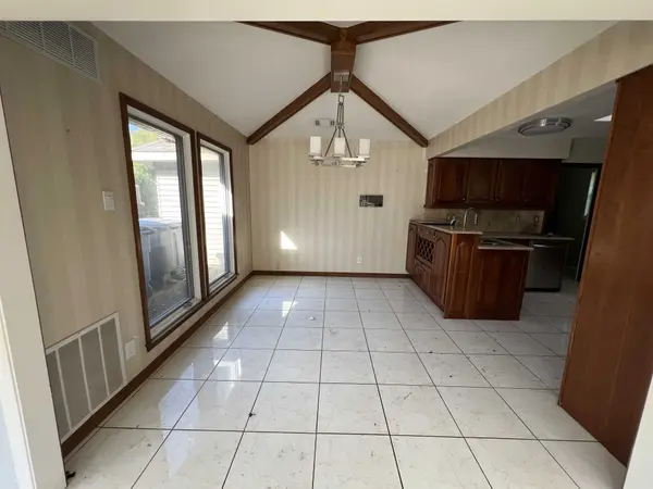 9902 Wood Forest Dr, Dallas, TX 75243-4920