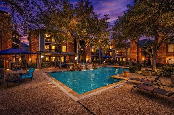 18333 Roehampton Drive #821, Dallas, TX 75252