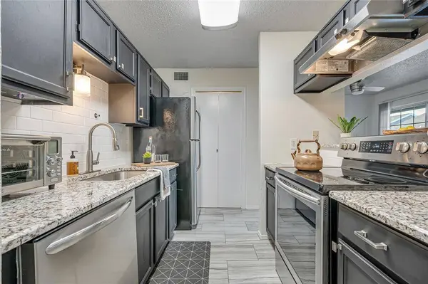 18333 Roehampton Drive #821, Dallas, TX 75252