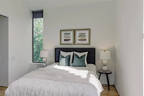 1504 Burlew Street #101, Dallas, TX 75204