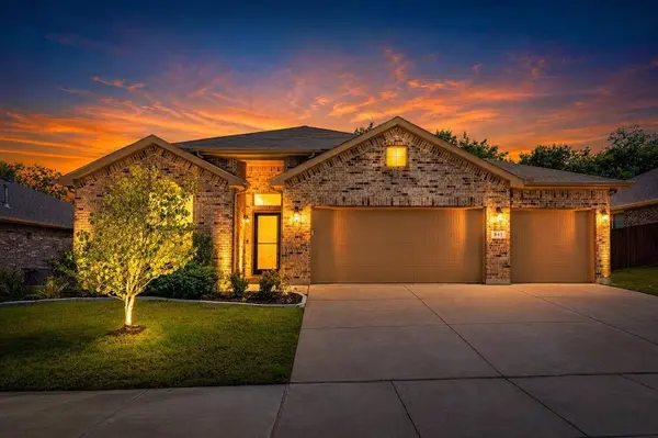 641 Redding Drive, Saginaw, TX 76131