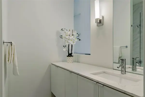 1504 Burlew Street #101, Dallas, TX 75204