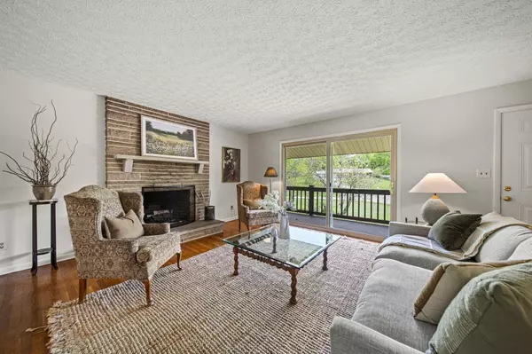 7236 Kimberly Court, Westerville, OH 43082