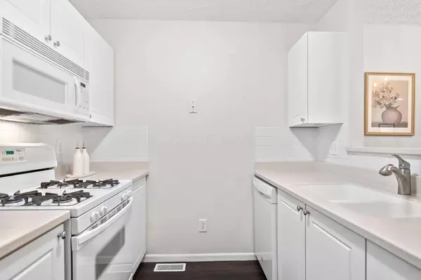 5630 Blendon Ridge Drive #90E, Columbus, OH 43230