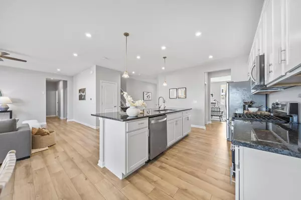 302 Honeysuckle Street, South Bloomfield, OH 43103