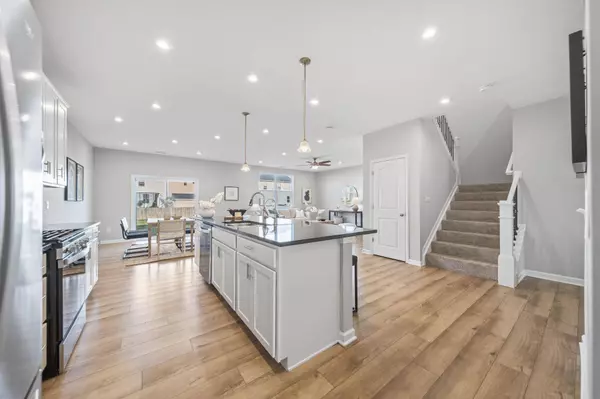 302 Honeysuckle Street, South Bloomfield, OH 43103