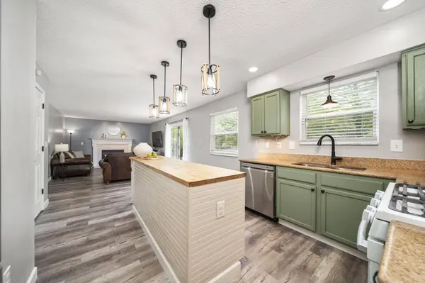 965 Thornapple Grove, Galloway, OH 43119