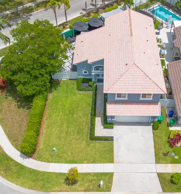 4941 SW 150th TER, Miramar, FL 33027