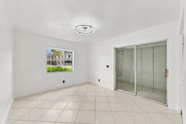 541 BURGUNDY L #541, Delray Beach, FL 33484