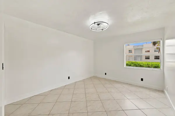 541 BURGUNDY L #541, Delray Beach, FL 33484