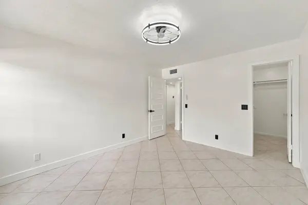 541 BURGUNDY L #541, Delray Beach, FL 33484