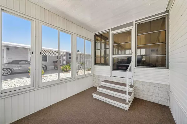 9014 31ST AVE E, Palmetto, FL 34221