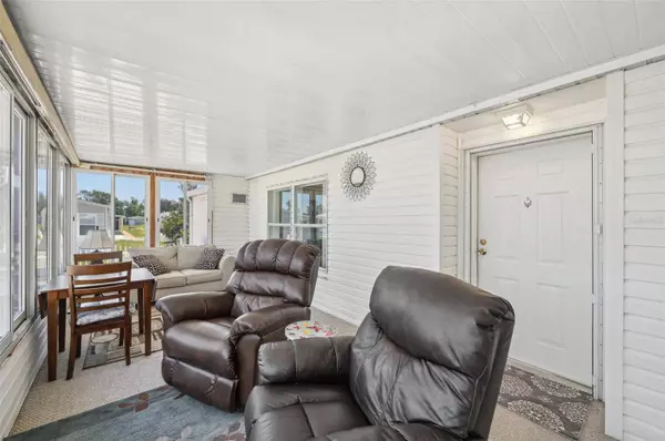 9014 31ST AVE E, Palmetto, FL 34221