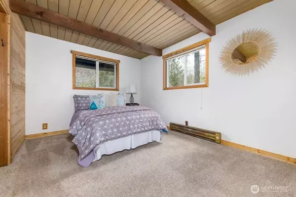 16601 423rd PL SE, North Bend, WA 98045