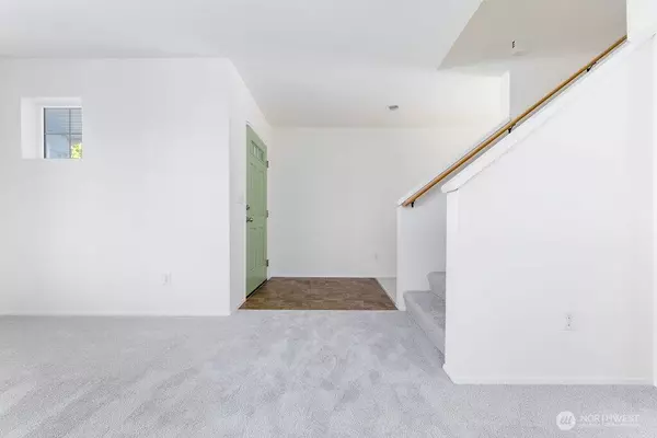 9419 Templeton AVE SE, Snoqualmie, WA 98065