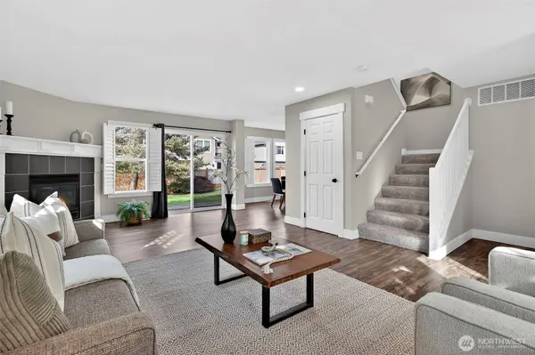 24216 237th WAY SE, Maple Valley, WA 98038
